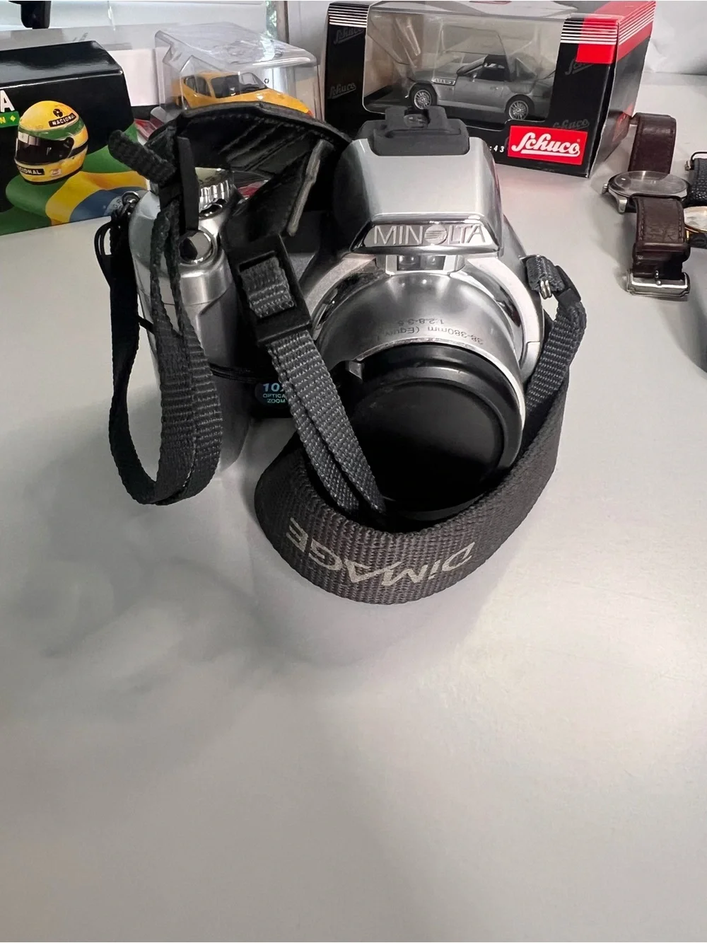 Minolta DiMAGE Digital Camera - Works 100% / Funciona al 100